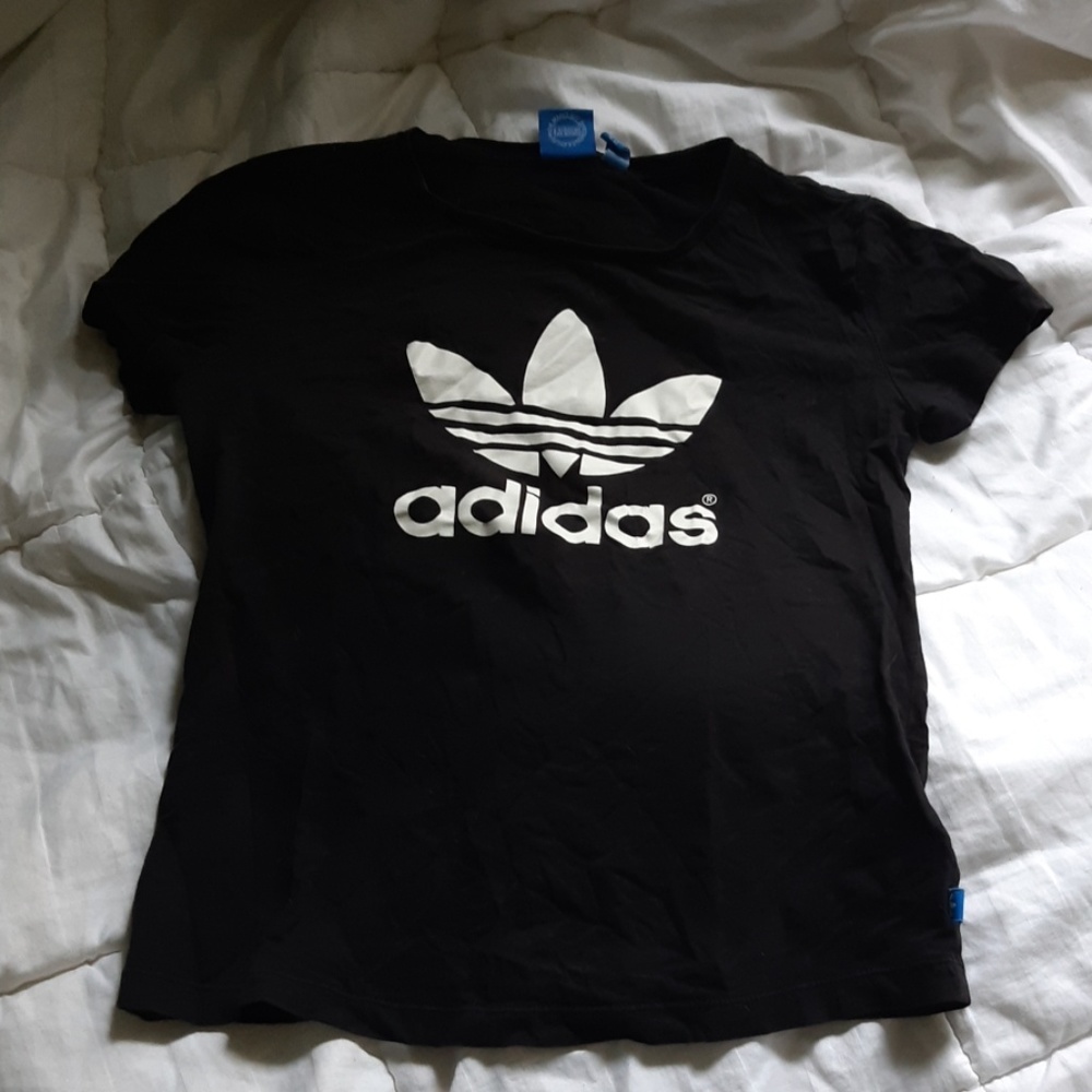 Adidas t-shirt